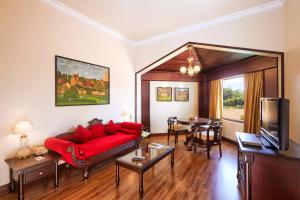 the gateway hotel beach road calicut