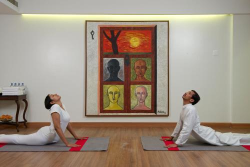 the gateway hotel beach road calicut