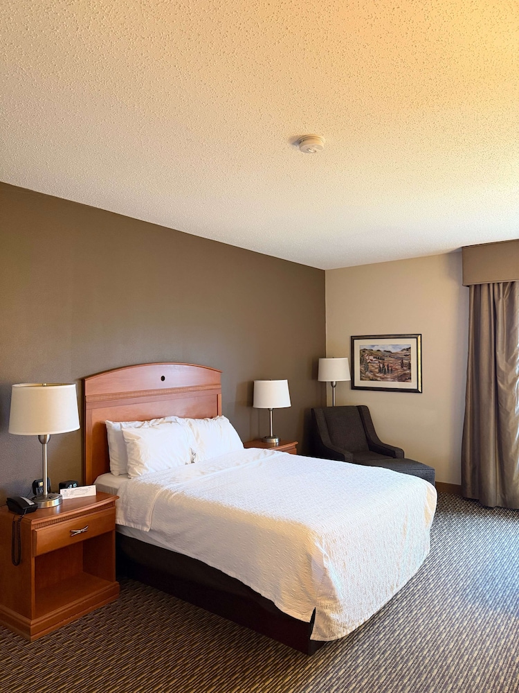 surestay by best western forsyth decatur