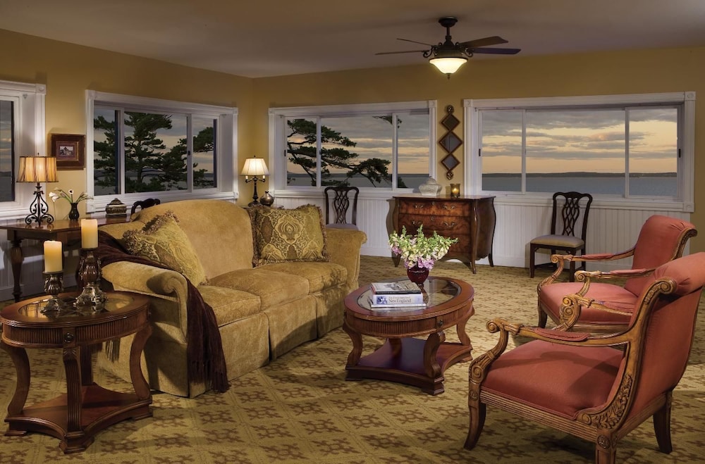 holiday inn resort bar harbor acadia natl park