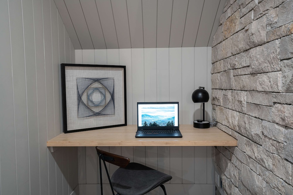 prestige kamloops hotel worldhotels crafted