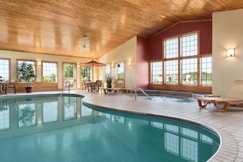 Country Inn & Suites By Radisson, Baxter, Mn,Brainerd>>Baxter,2 star