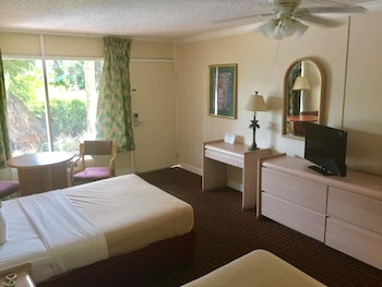 grand palms spa and golf resort