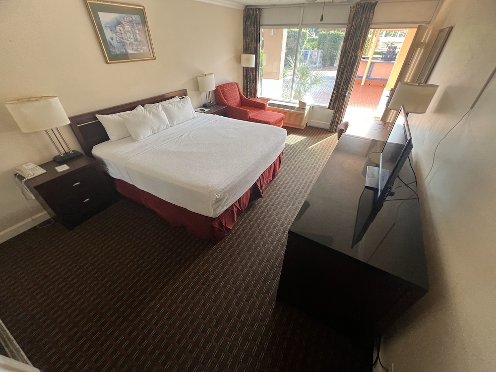 grand palms spa and golf resort