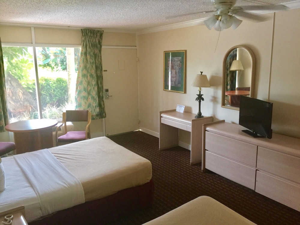 grand palms spa and golf resort