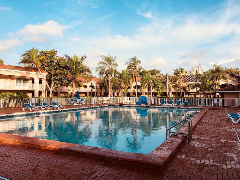 grand palms spa and golf resort