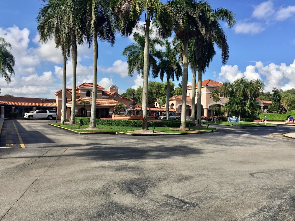 grand palms spa and golf resort