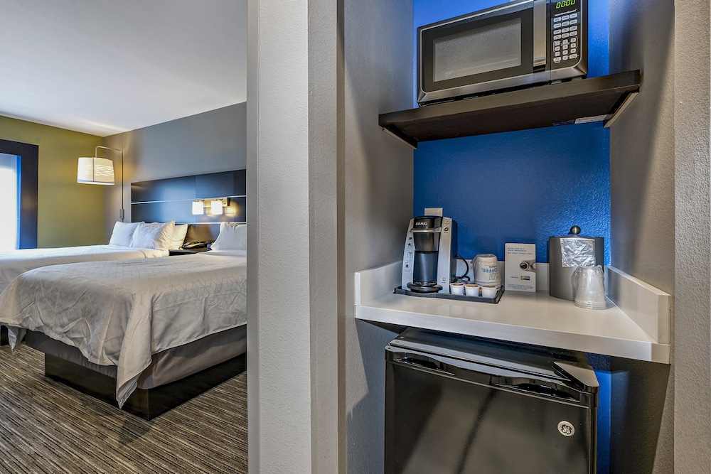 holiday inn express hotel and suites kilgore by ihg