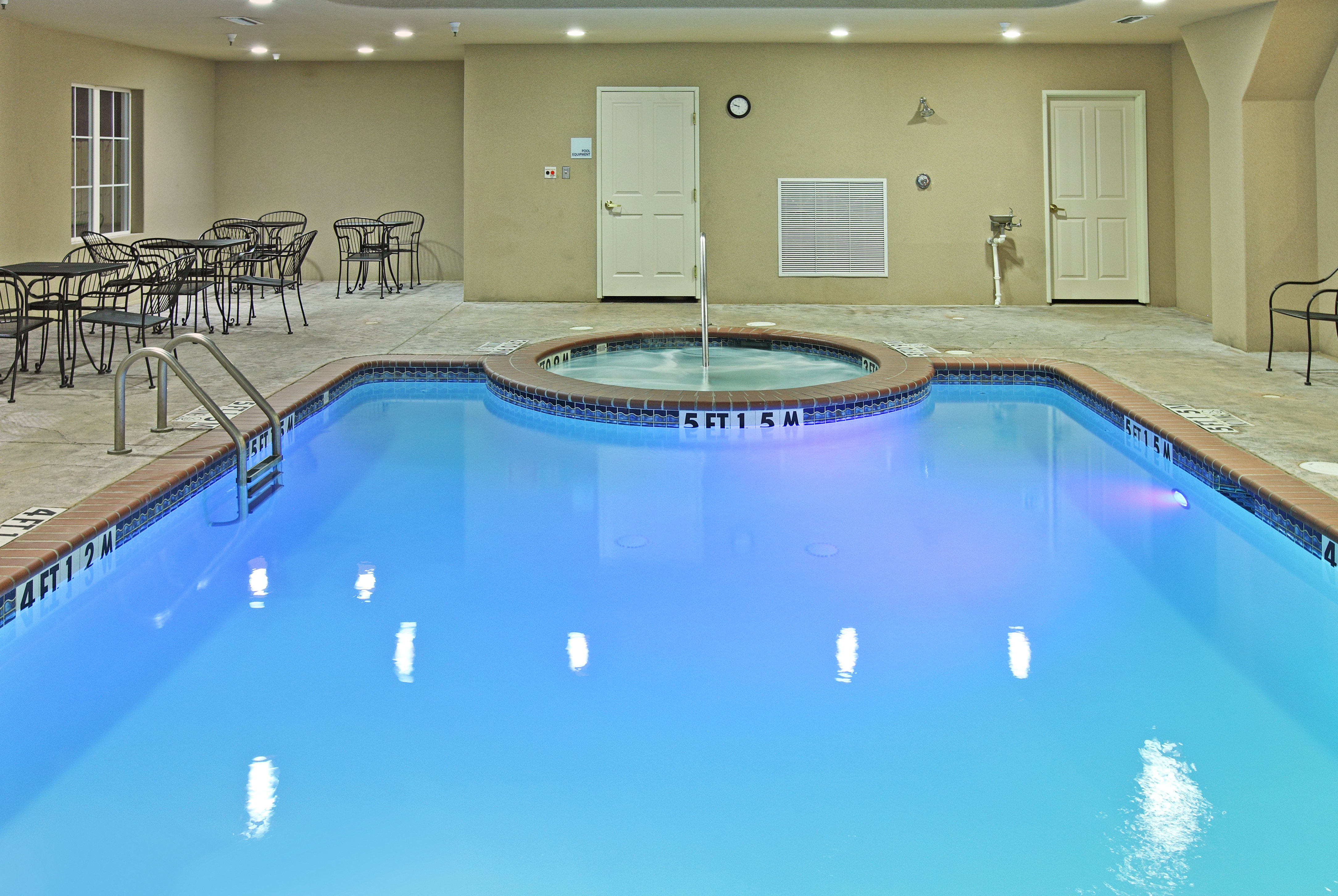 holiday inn express hotel and suites kilgore by ihg