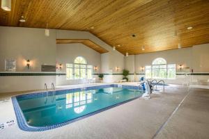 country inn and suites by radisson fond du lac wi