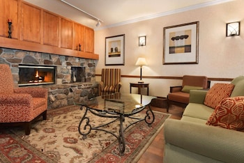 country inn and suites by radisson stevens point wi