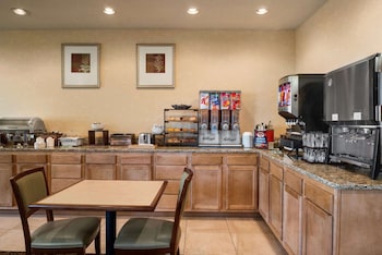 country inn and suites by radisson stevens point wi