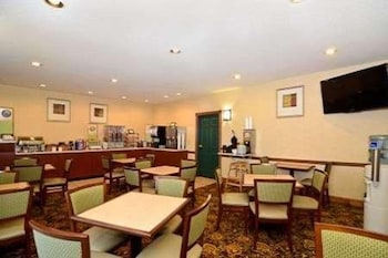 country inn and suites by radisson stevens point wi