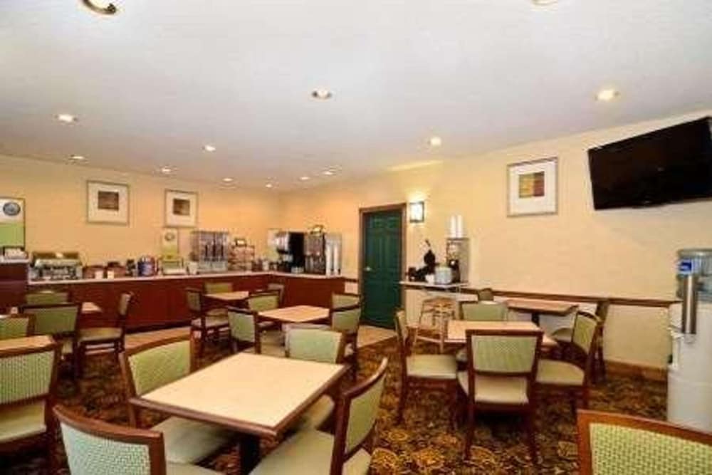 country inn and suites by radisson stevens point wi
