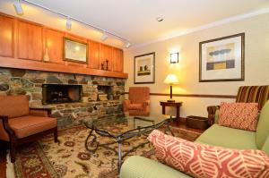 country inn and suites by radisson stevens point wi