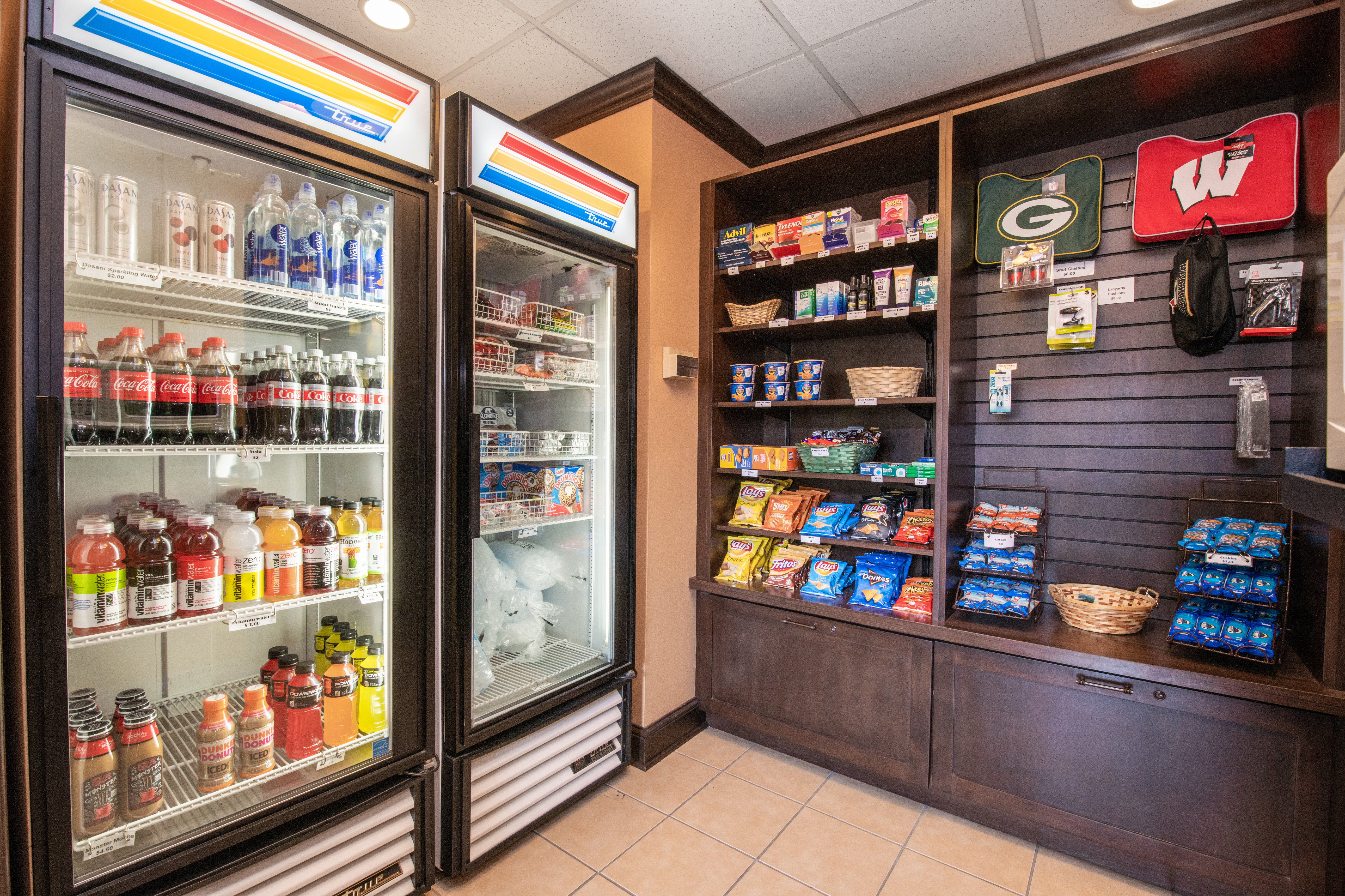 holiday inn express and suites delafield by ihg