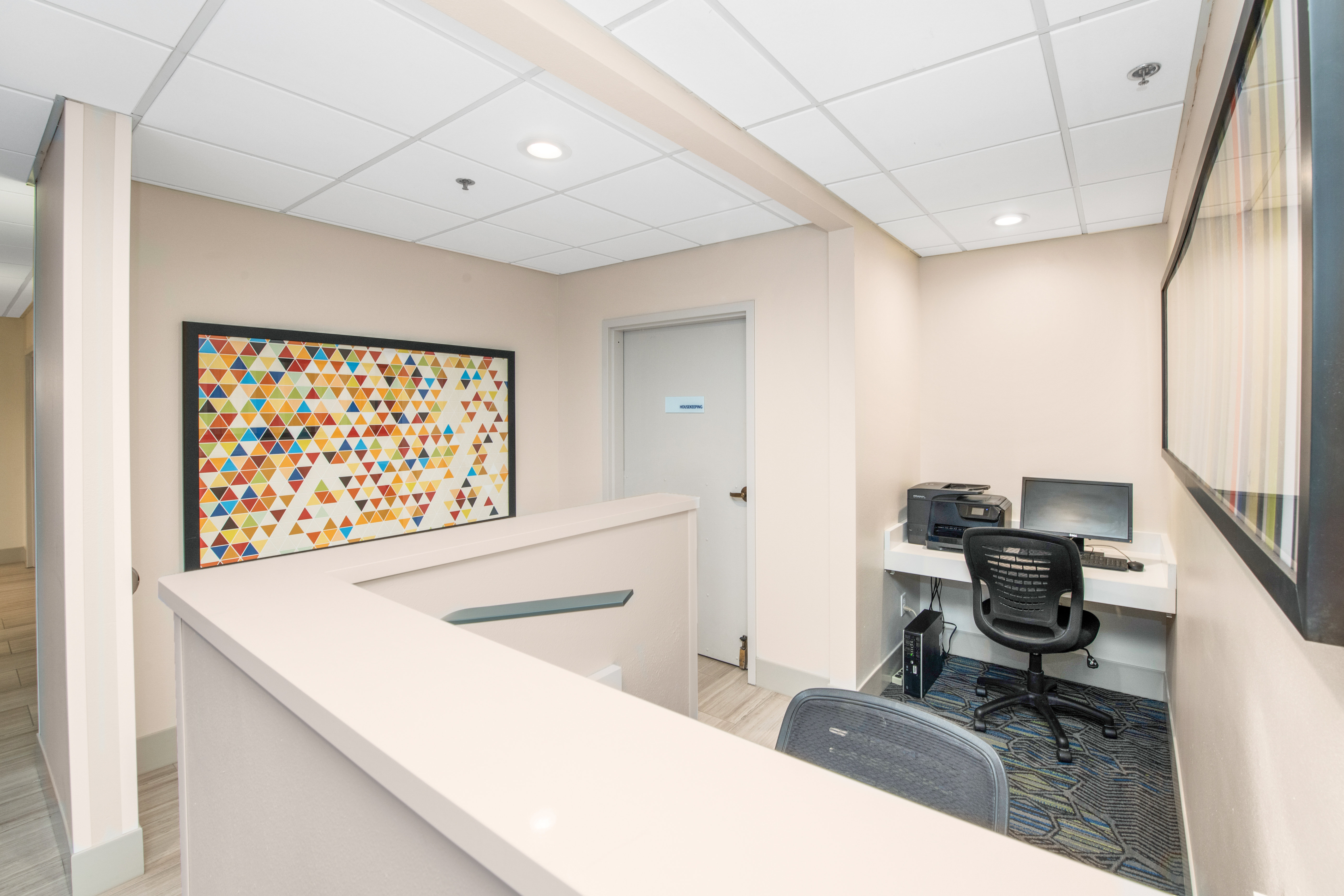 holiday inn express and suites delafield by ihg