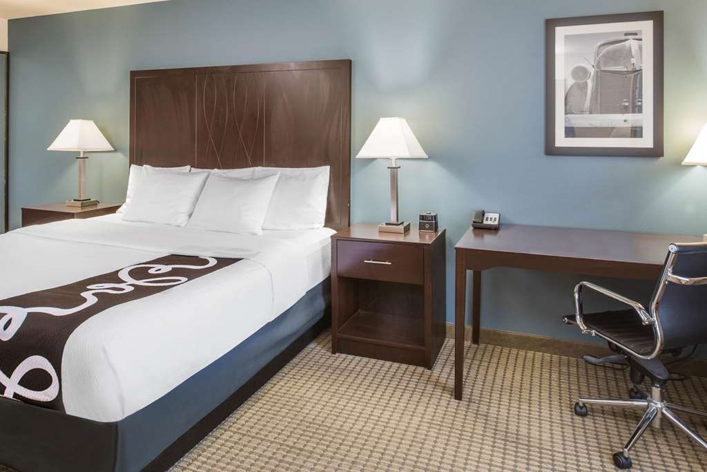 la quinta inn and suites by wyndham moscow pullman