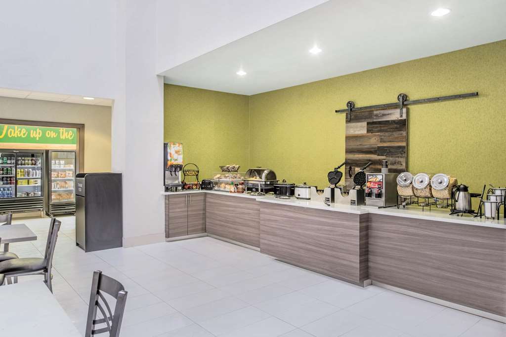 la quinta inn and suites by wyndham moscow pullman