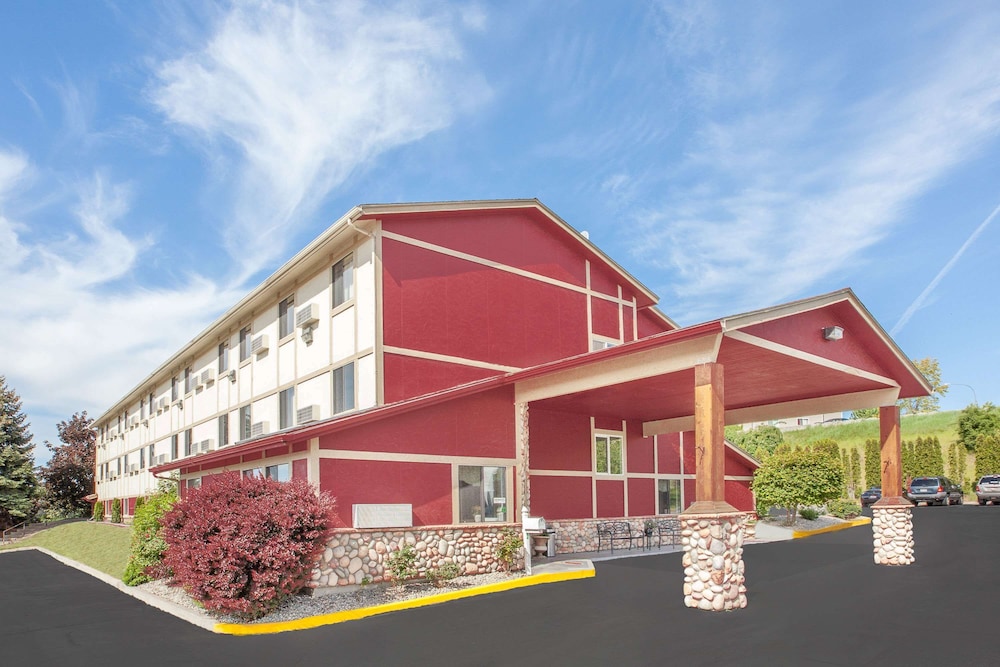 fairbridge inn and suites moscow pullman