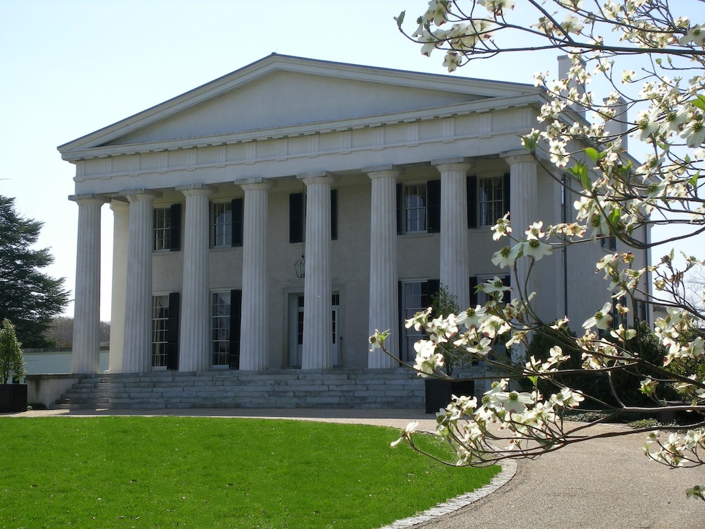 the berry hill resort and conference center
