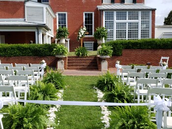 the berry hill resort and conference center
