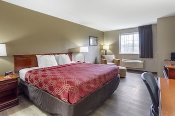 econo lodge inn and suites dickson