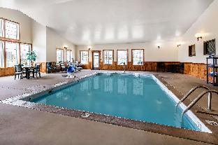 econo lodge inn and suites dickson