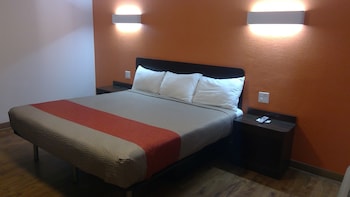 motel 6 clovis nm
