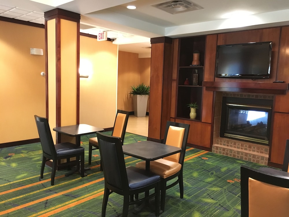 fairfield inn and suites by marriott frankfort