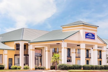 Howard Johnson By Wyndham Perry Ga,Houston County>>Georgia,2 star