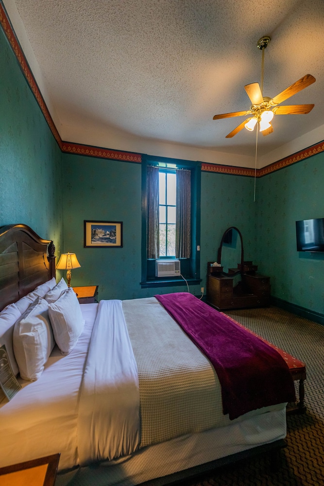 eureka springs