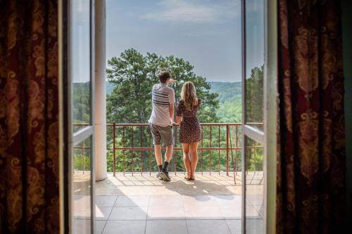 the crescent hotel and spa
