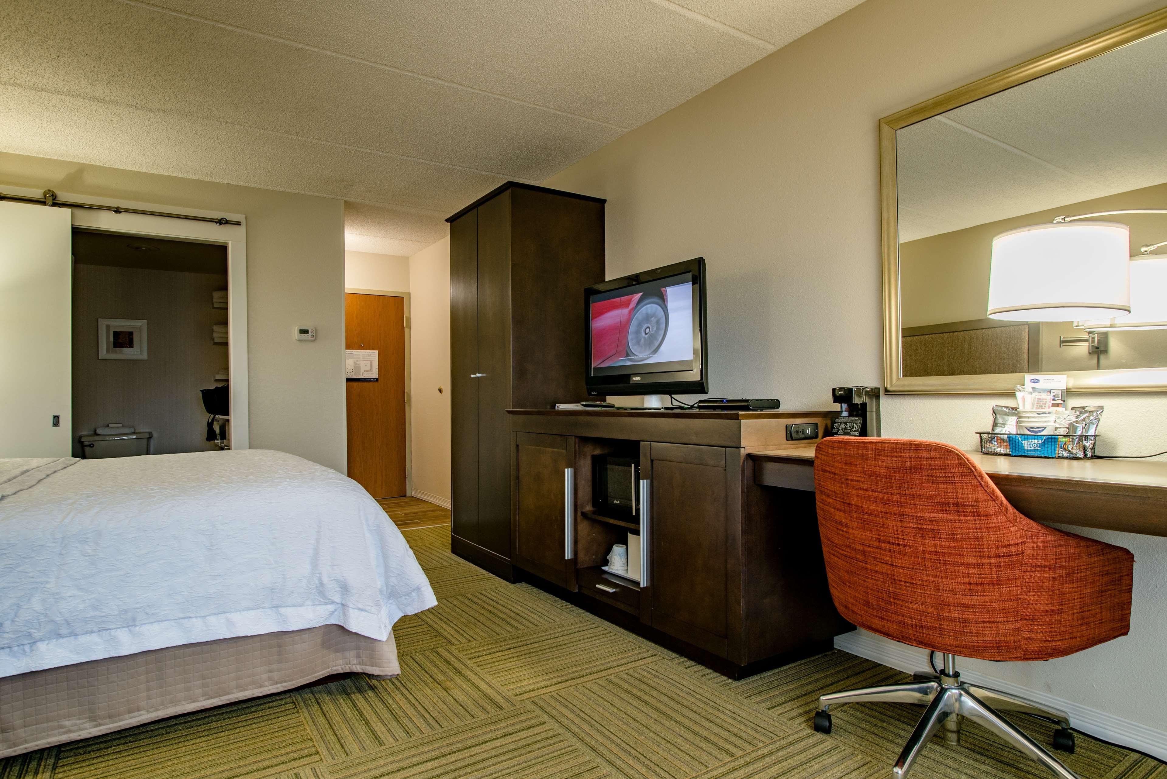 hampton inn caryville i 75 cove lake state park