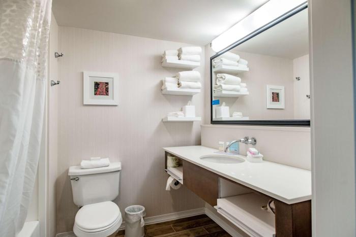 hampton inn caryville i 75 cove lake state park