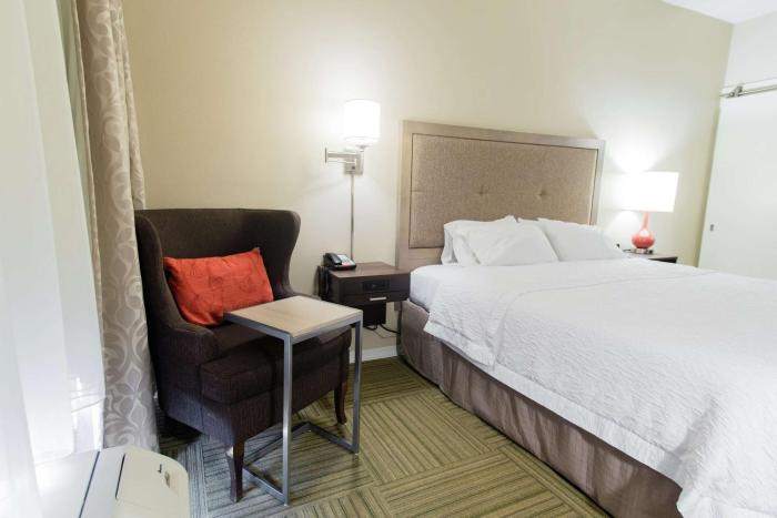 hampton inn caryville i 75 cove lake state park