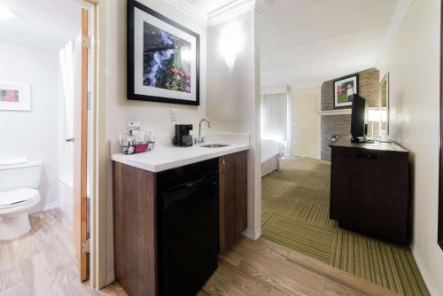 hampton inn caryville i 75 cove lake state park