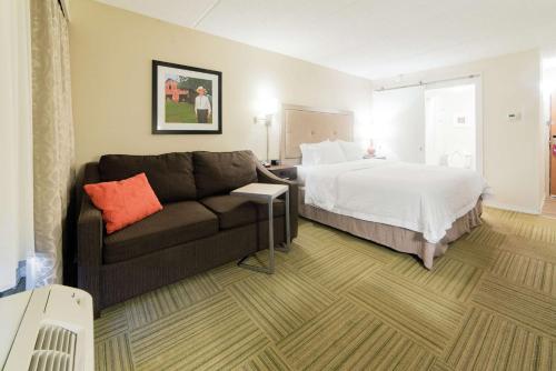 hampton inn caryville i 75 cove lake state park