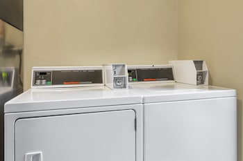 days inn by wyndham los lunas