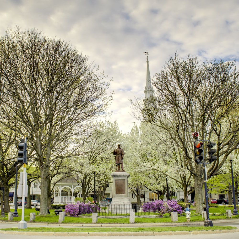 fairfield inn and suites by marriott keene downtown