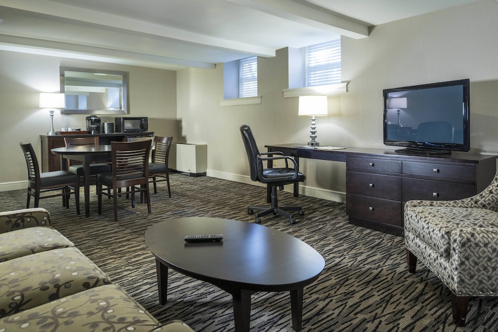 fairfield inn and suites by marriott keene downtown