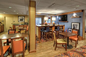 Hampton Inn Jonesville Elkin,Jonesville>>Elkin,3 star