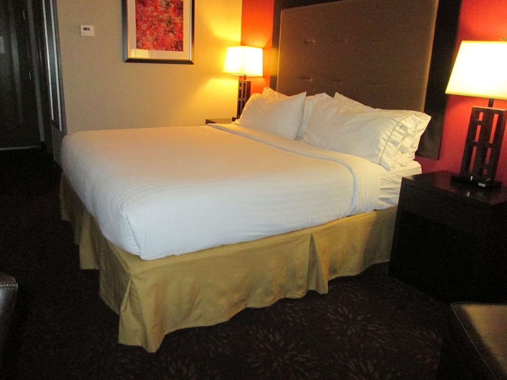 holiday inn express cloverdale greencastle by ihg