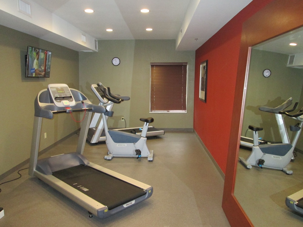 holiday inn express cloverdale greencastle by ihg