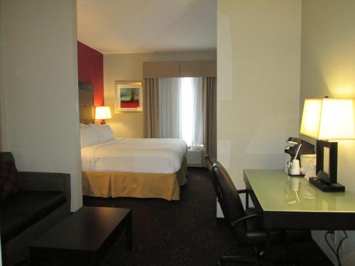 holiday inn express cloverdale greencastle by ihg
