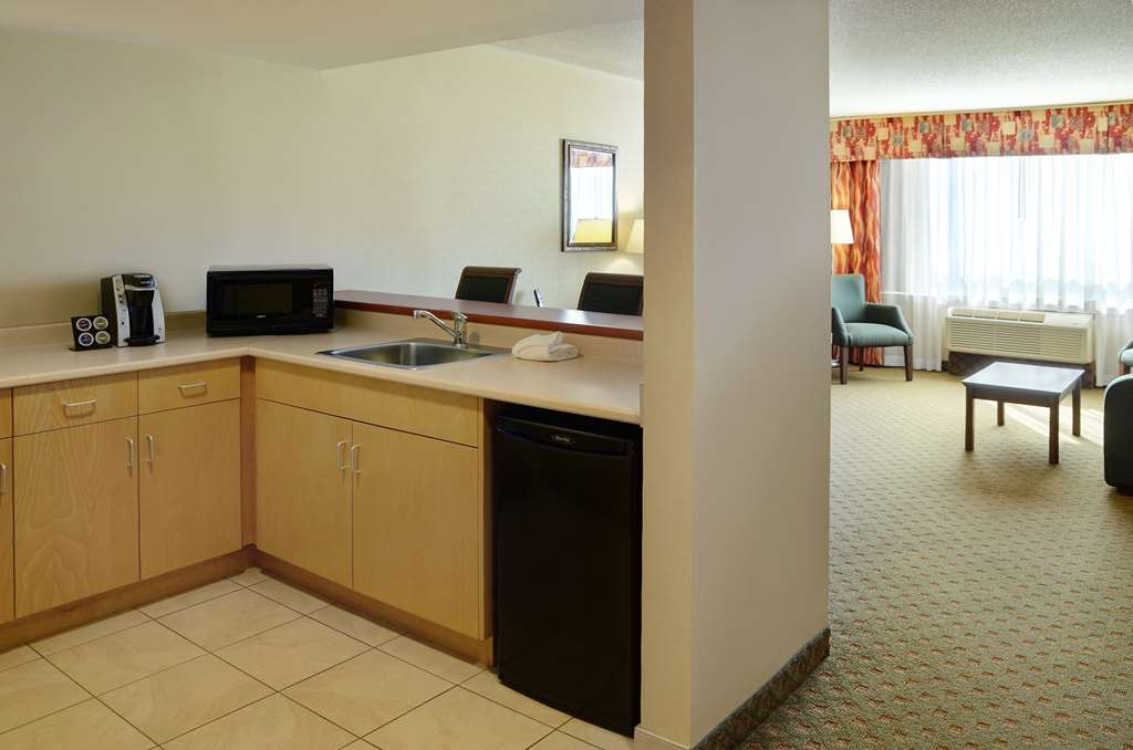 sunbridge hotel and conference centre sarnia point edward