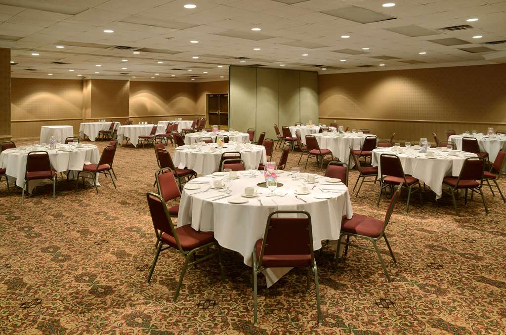 sunbridge hotel and conference centre sarnia point edward