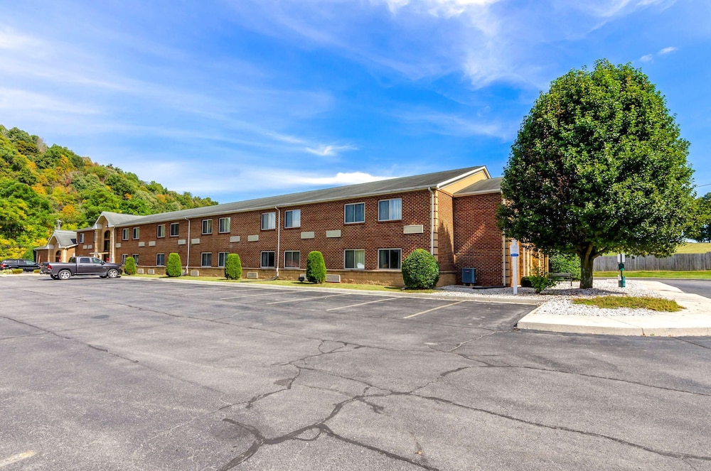 comfort inn atkins marion i 81