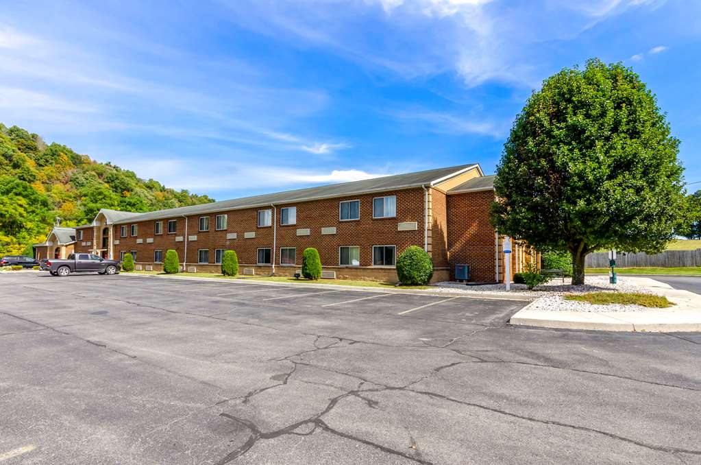 comfort inn atkins marion i 81