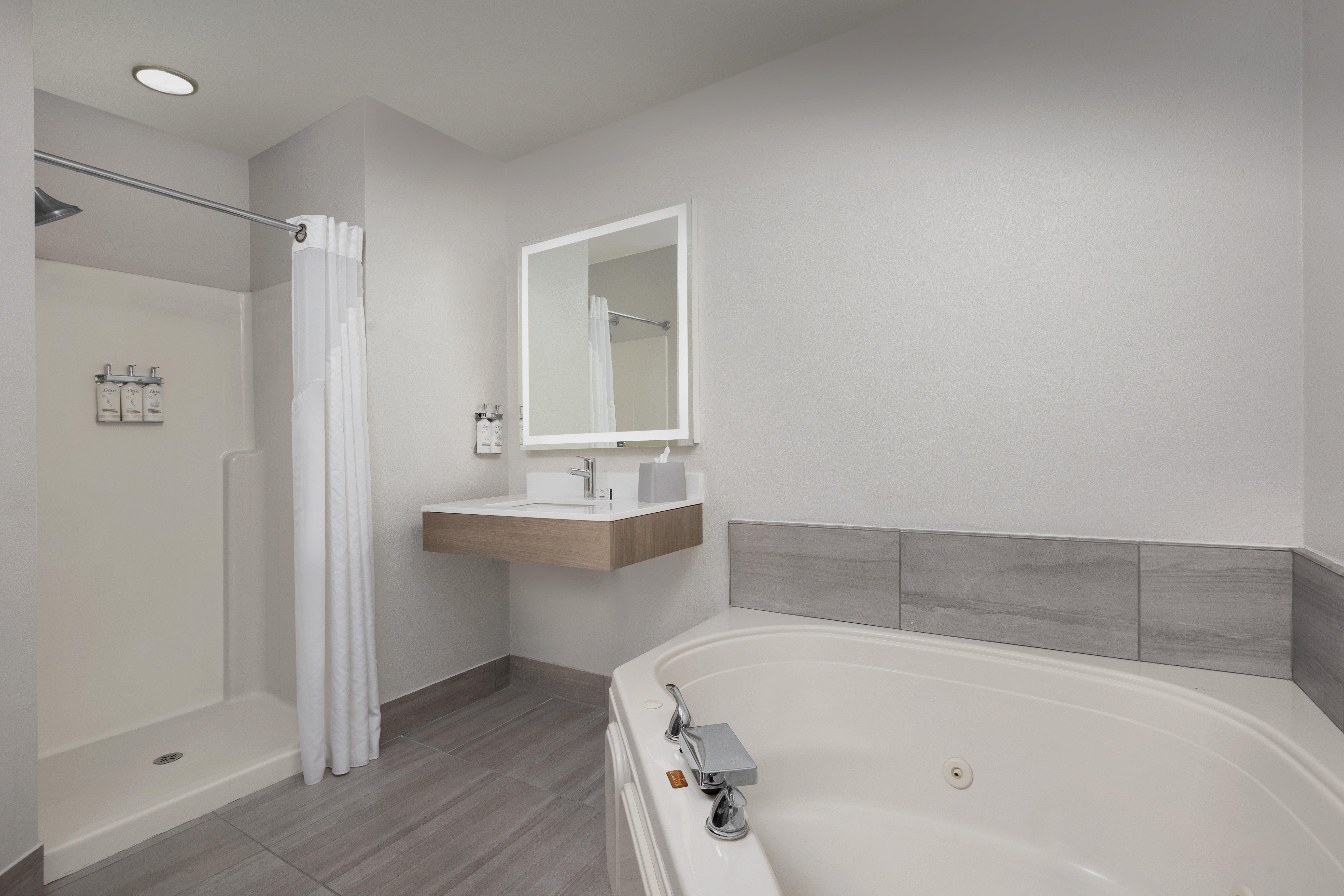 holiday inn express and suites superior by ihg